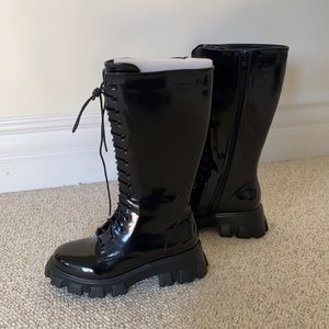 ON HOLD BRAND NEW - black boots